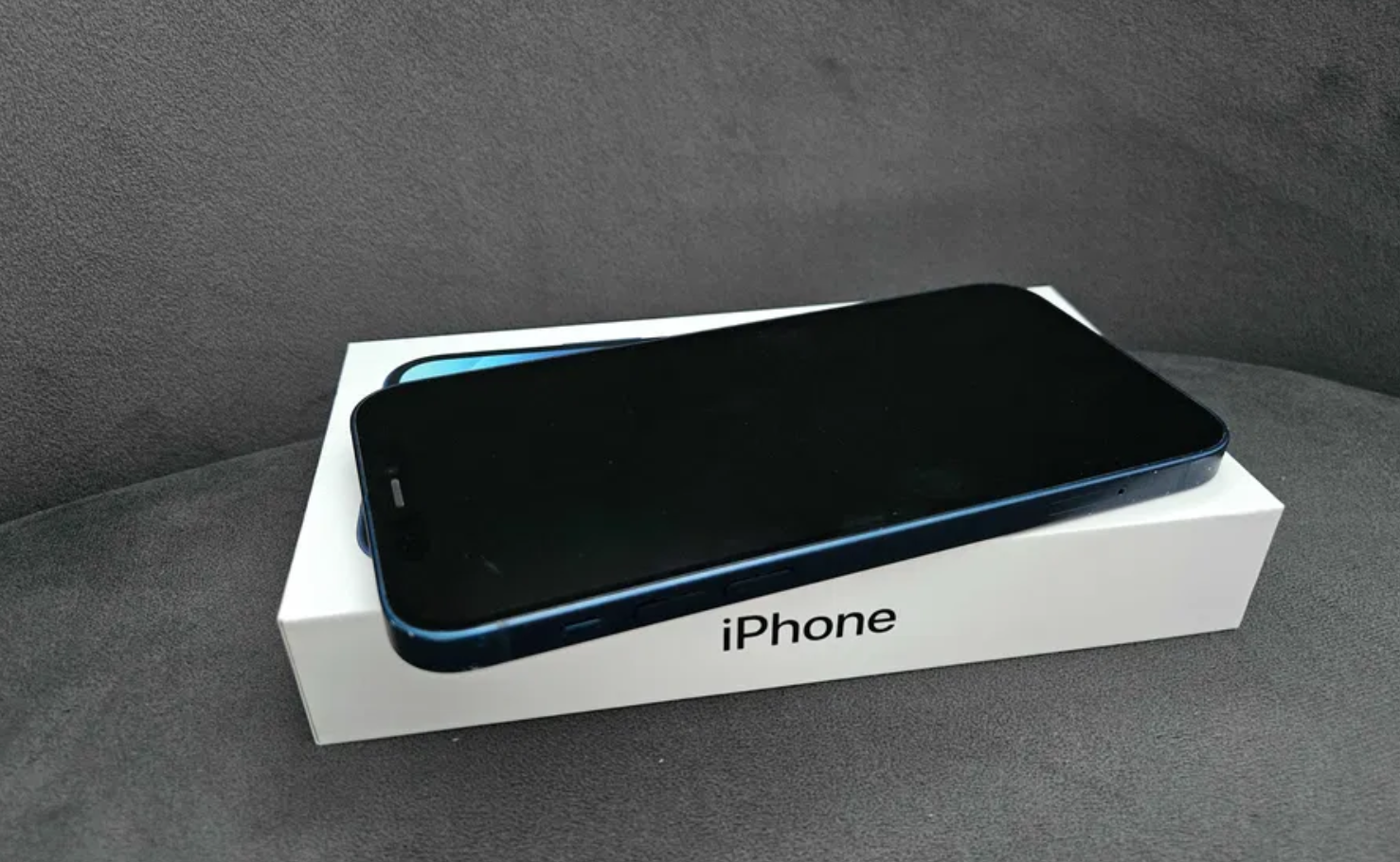 iPhone 12 / 64 GB / Super Stan - obrazek 7