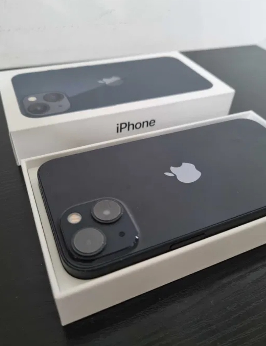 iPhone 13 / Pamięć 256 GB / Telefon z Polskiej dystrybucji