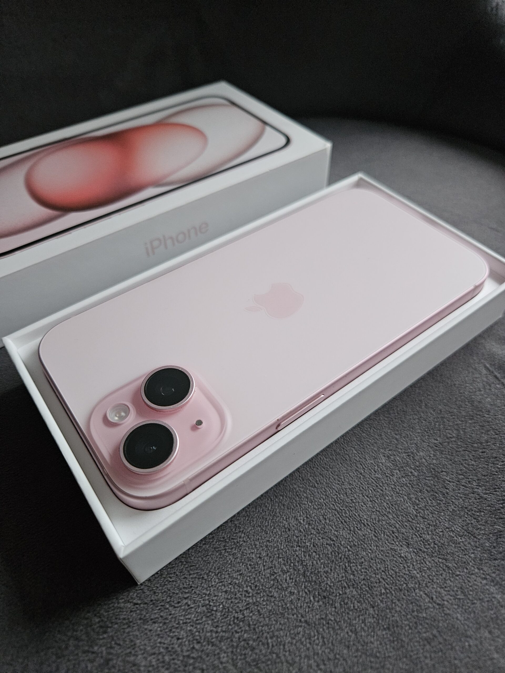 iPhone 15 Różowy 128 GB / JAK NOWY / Gwarancja - obrazek 7
