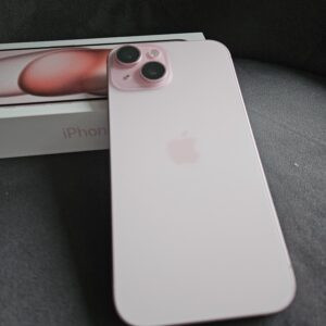 iPhone 15 Różowy 128 GB / JAK NOWY / Gwarancja