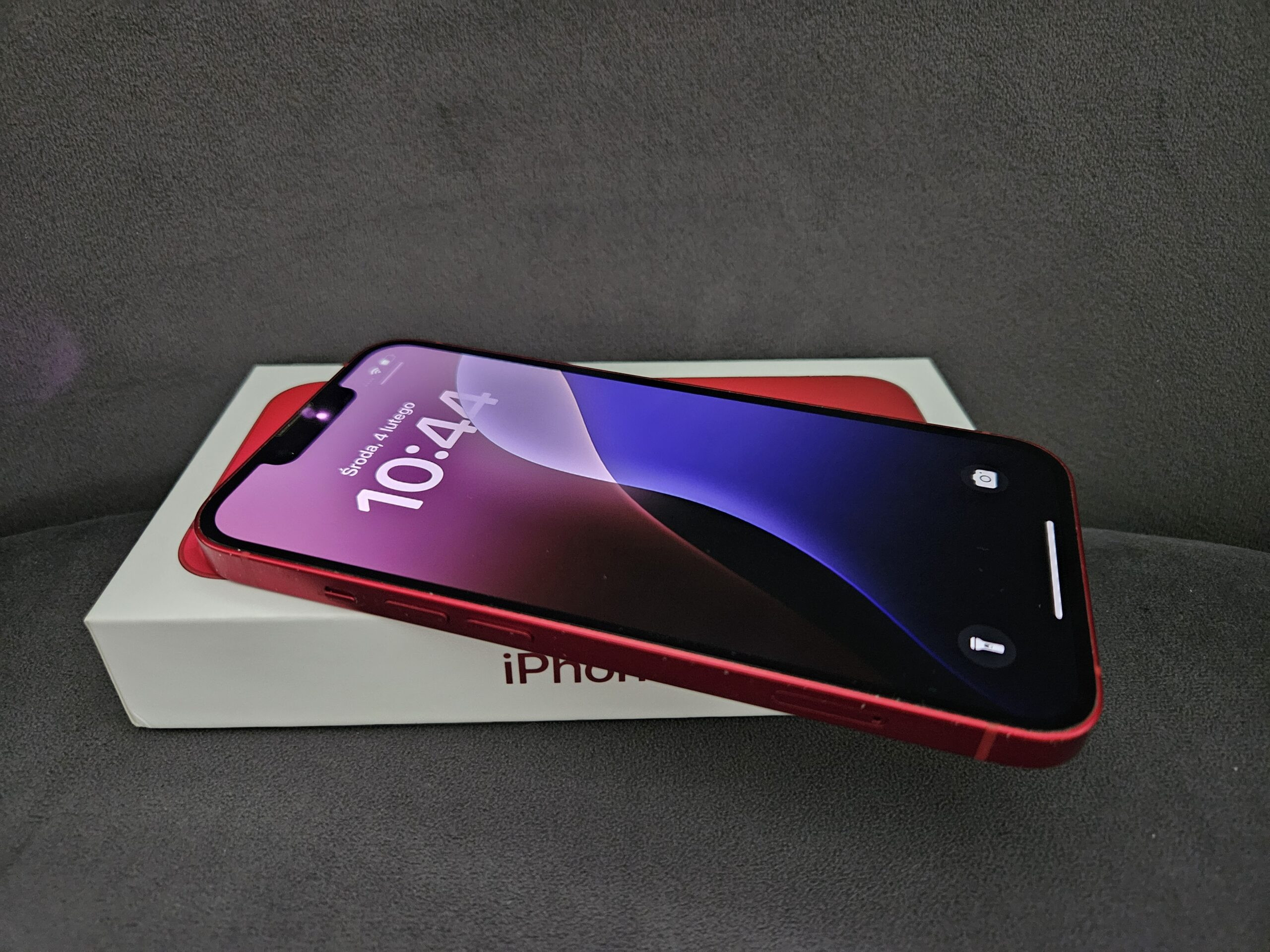 Apple iPhone 13 / 128 GB / Product RED - obrazek 6