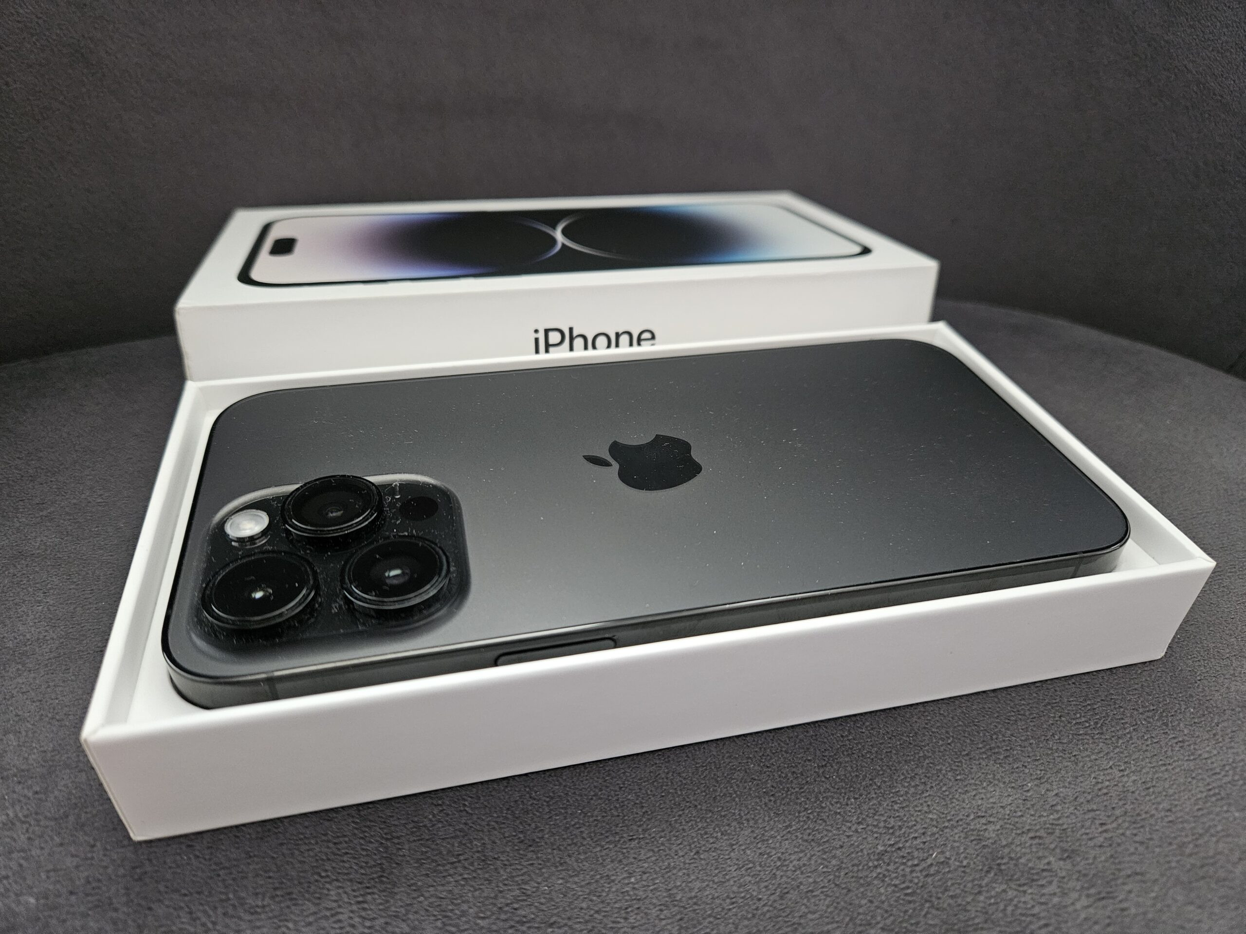 iPhone 14 Pro Max Czarny / 128 GB / Super Stan
