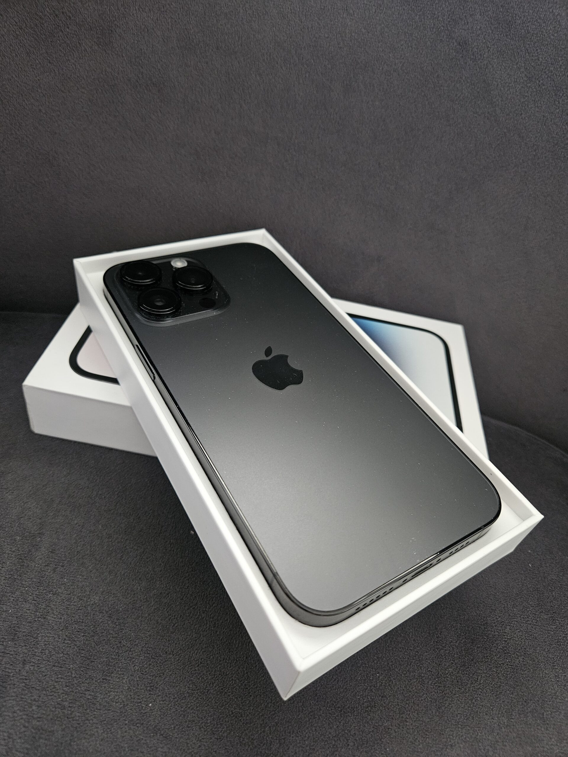 iPhone 14 Pro Max Czarny / 128 GB / Super Stan - obrazek 5