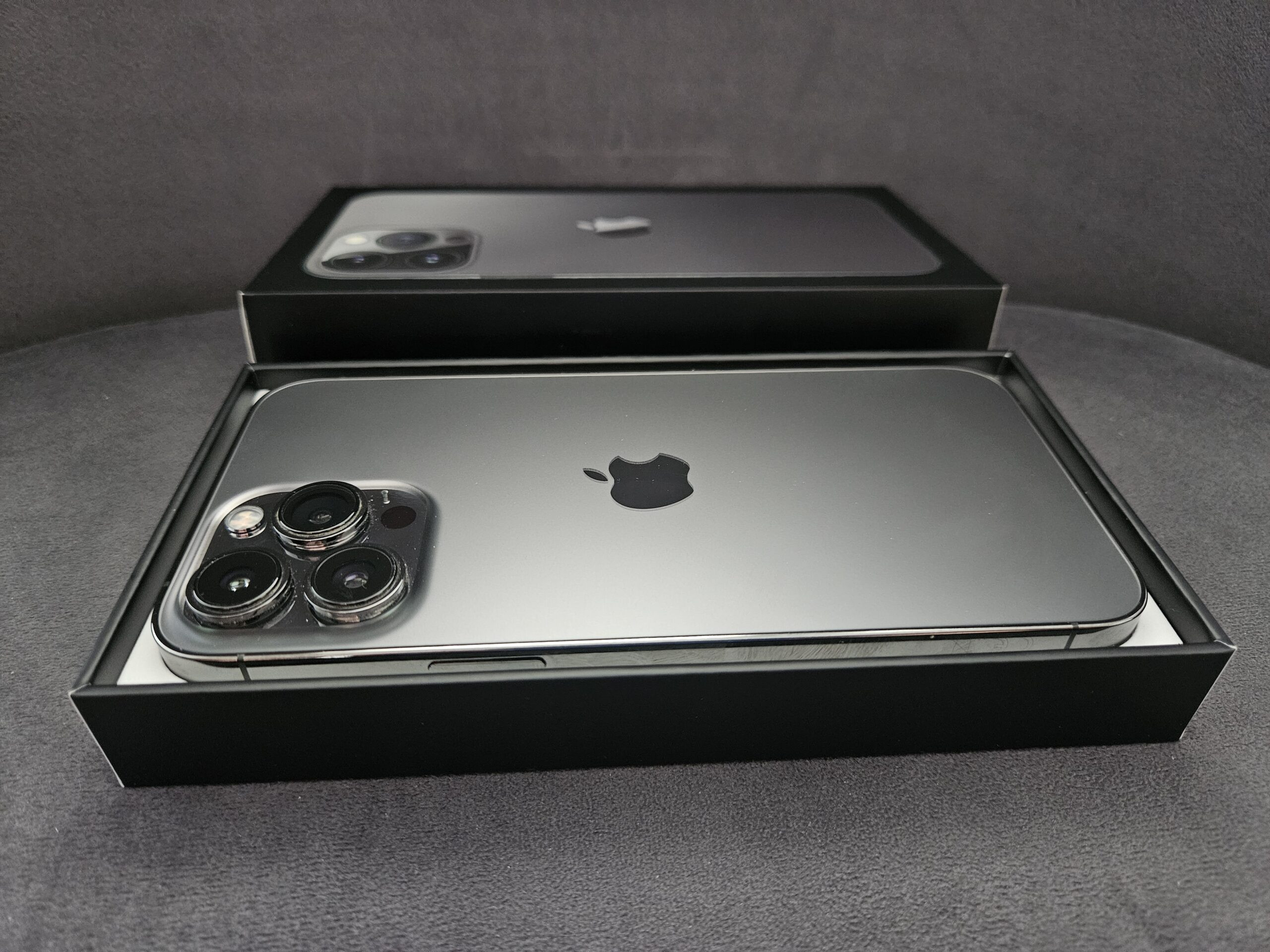 iPhone 13 Pro Max Czarny / 256 GB / Stan IDEALNY