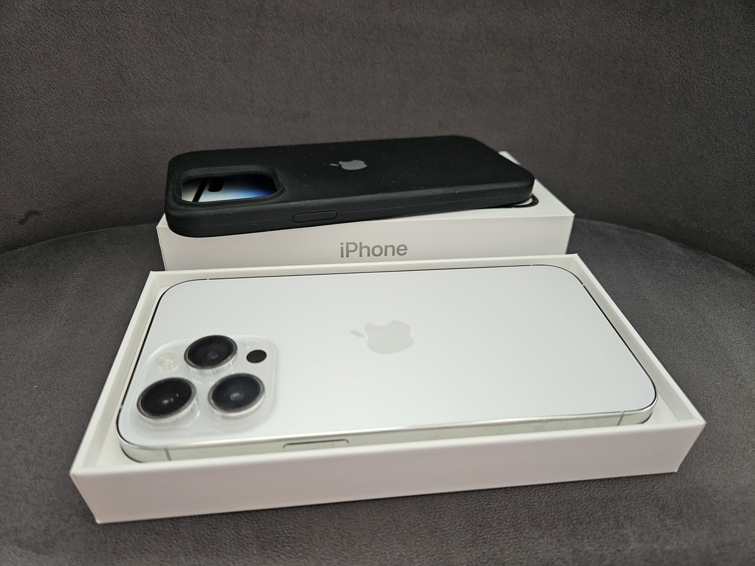 iPhone 14 Pro Max / 256 GB / Silver / Gwarancja - obrazek 2